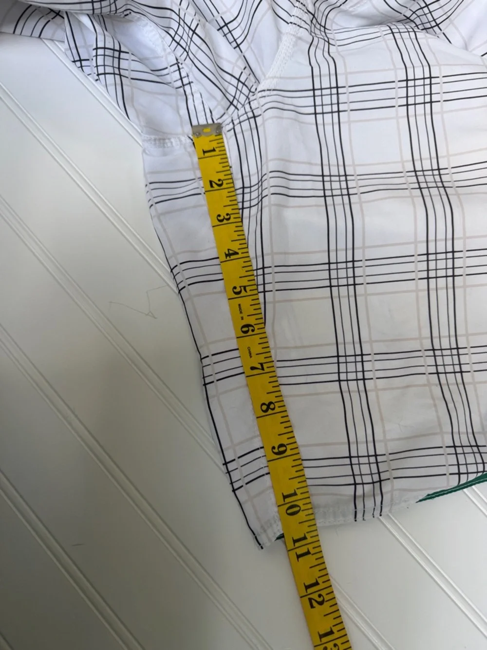 (117)Joe Boxer White Plaid Swim Board Shorts with Green Trim